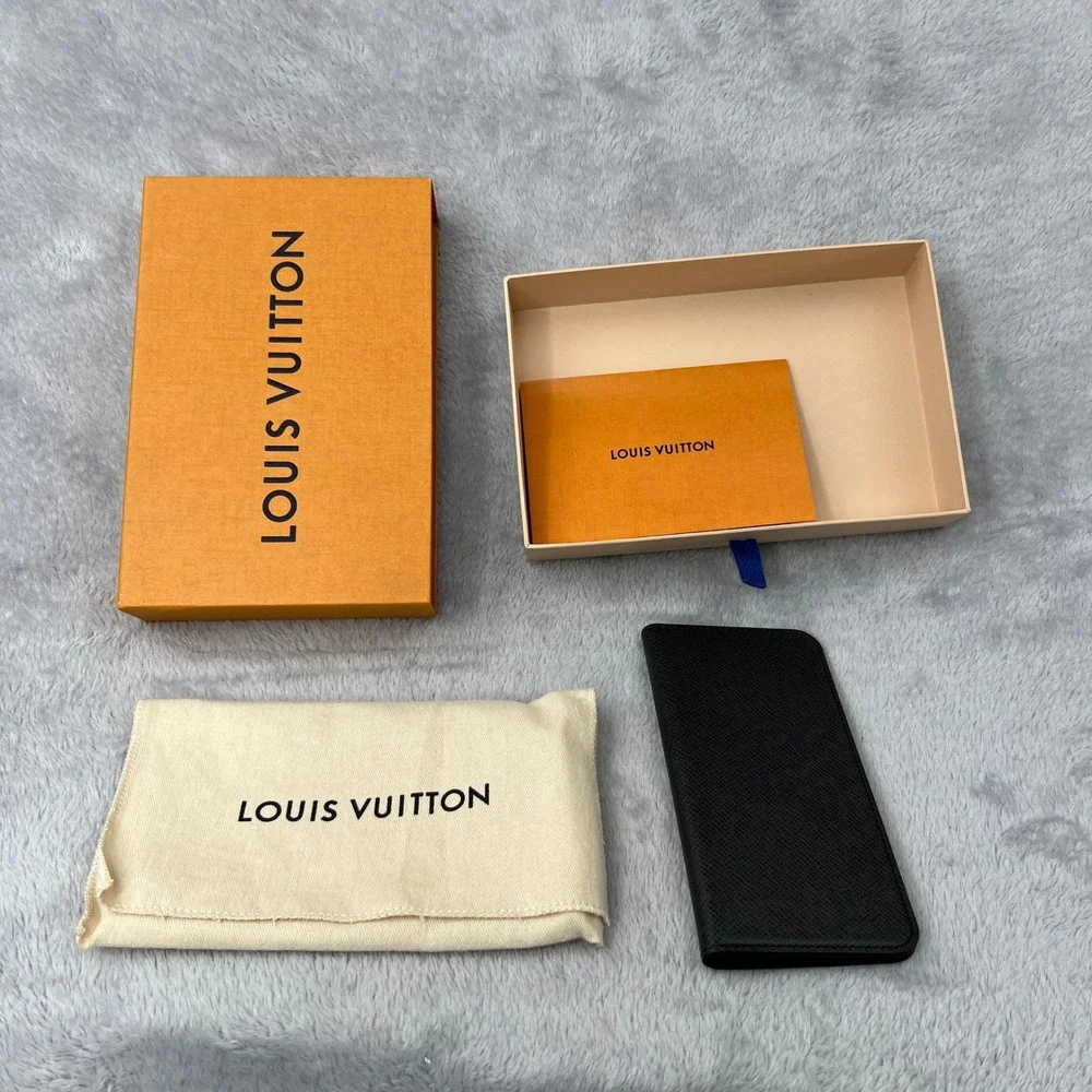 Louis‎ Vuitton Taiga Ardoise iPhone 7 plus Folio Case Black M63406 Luxury